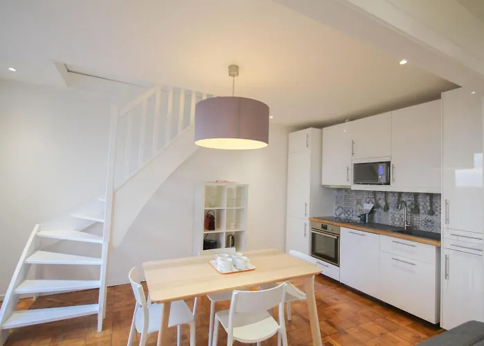 Lille Wazemmes- Appartement Avec Balcon Et Vue